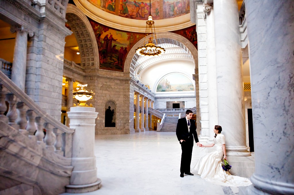 utah wedding photographer shooting bridals in the utah state capitol building